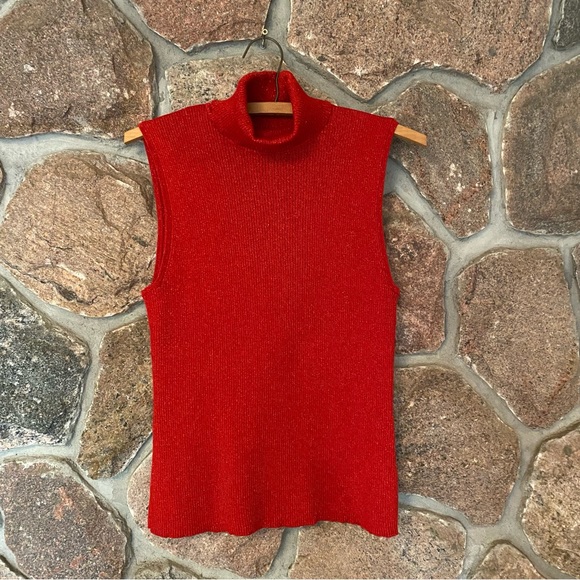 💋red with metallic knit turtleneck sleeveless sweater - Picture 2 of 8